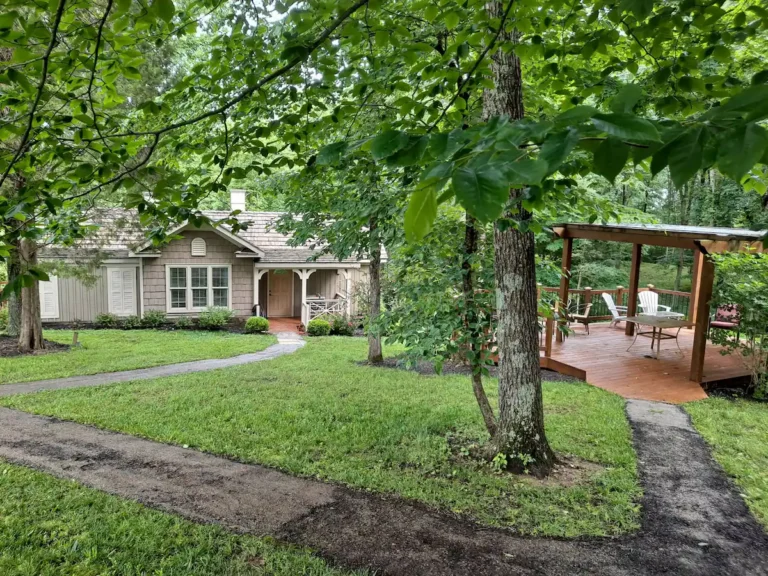 House and patio at Beautiful Cottage At Blueberry Hill Estate